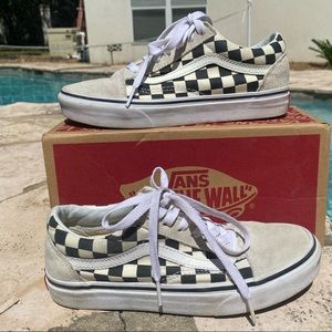 Old skool checkered vans